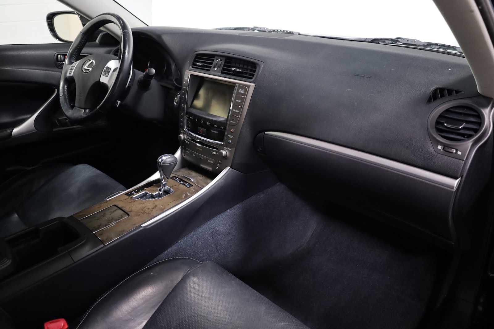 Thumbnail: 2012 Lexus IS - 6