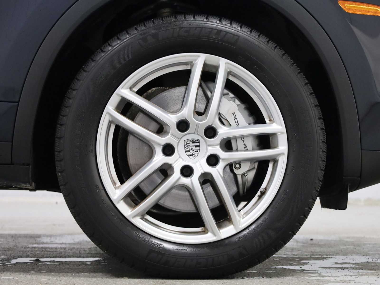 Thumbnail: 2015 Porsche Cayenne - 12