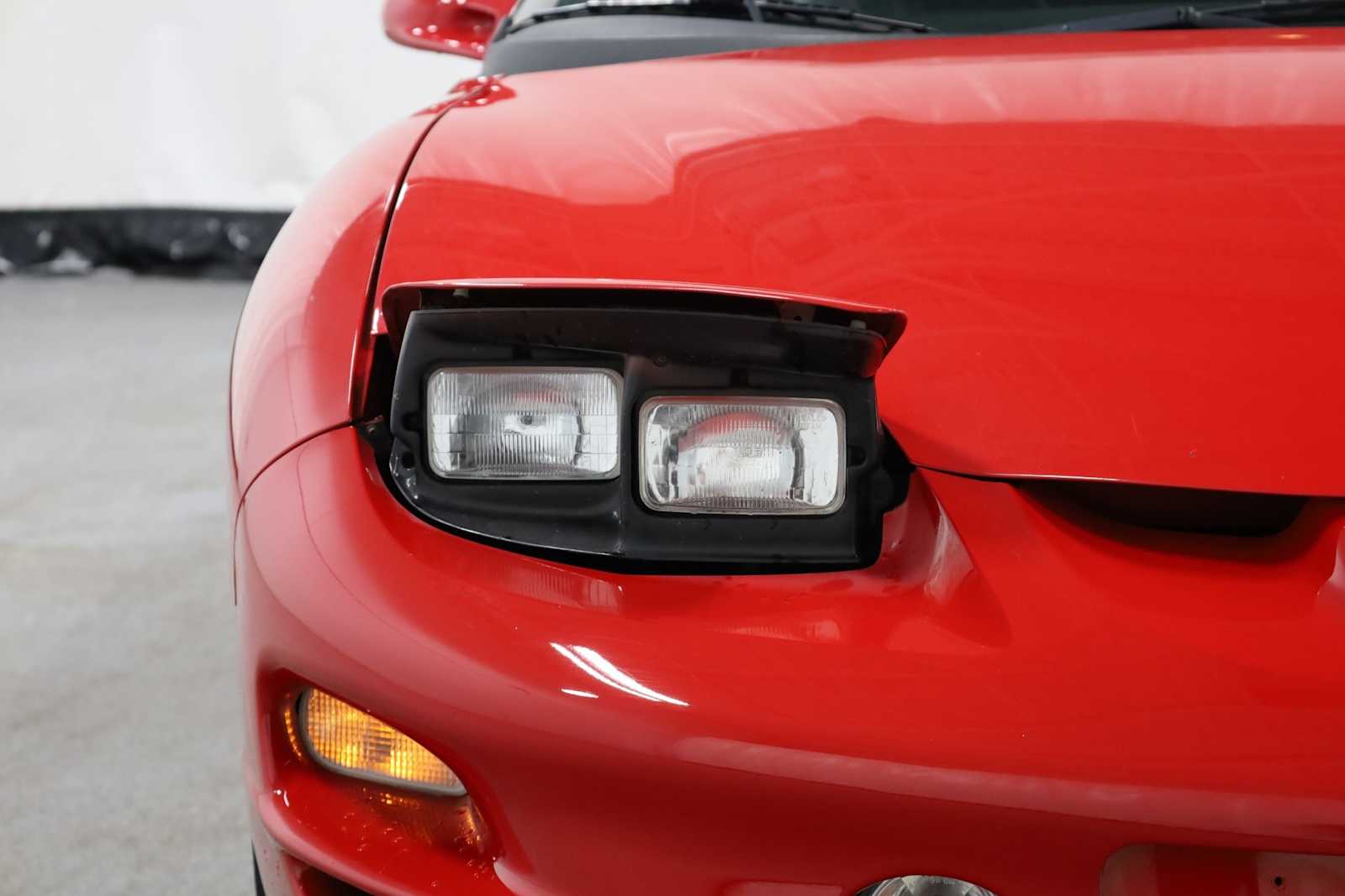 Thumbnail: 1999 Pontiac Firebird - 15