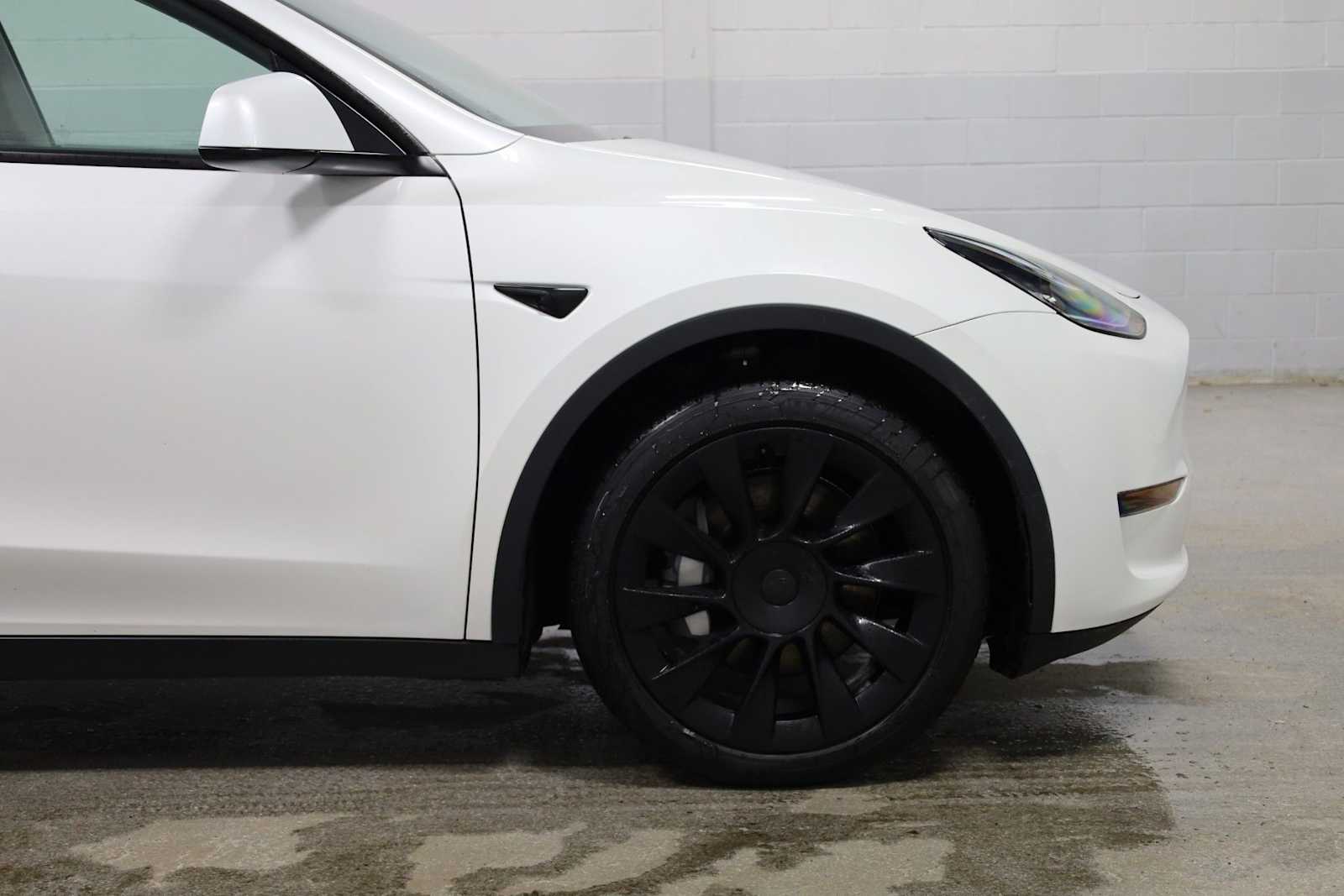 Thumbnail: 2020 Tesla Model Y - 11