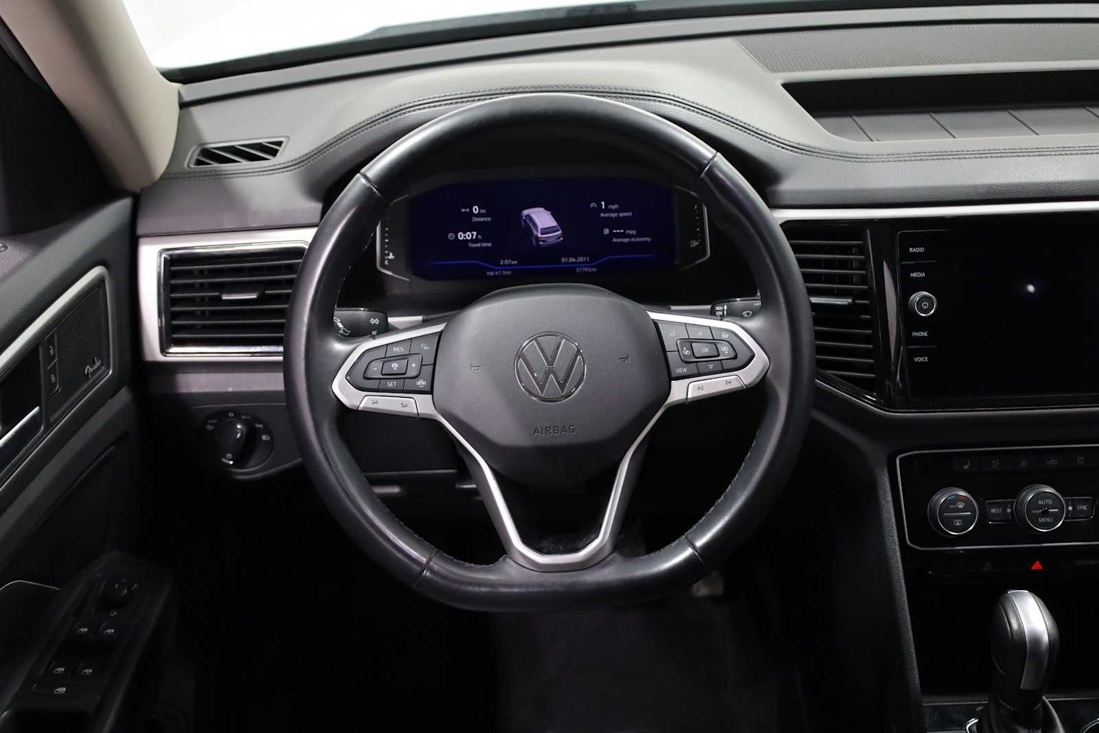 Thumbnail: 2021 Volkswagen Atlas - 22