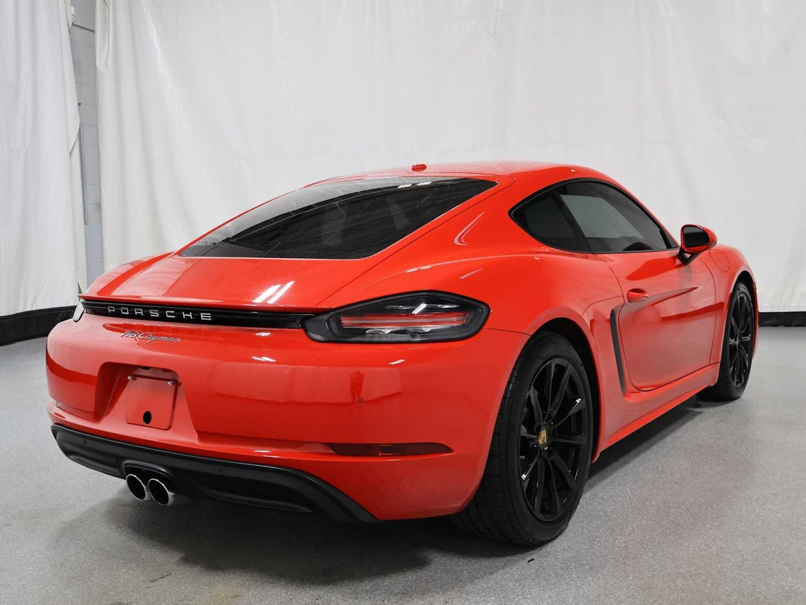 Thumbnail: 2018 Porsche 718 Cayman - 8