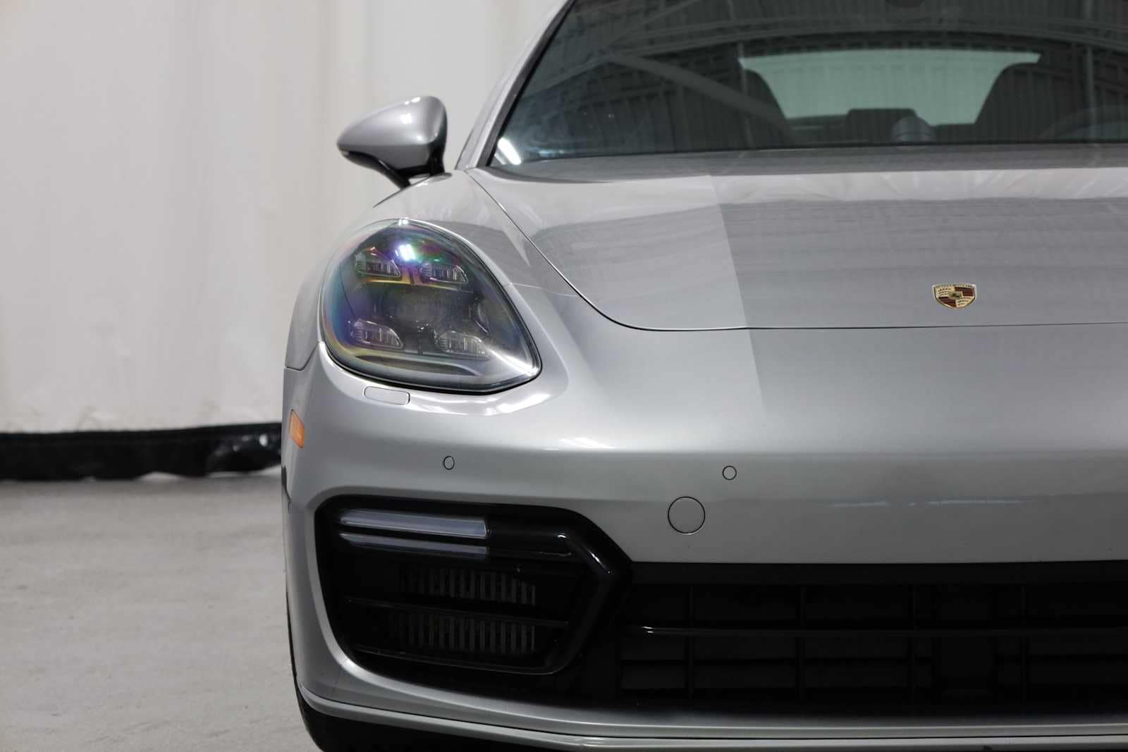 Thumbnail: 2018 Porsche Panamera - 15