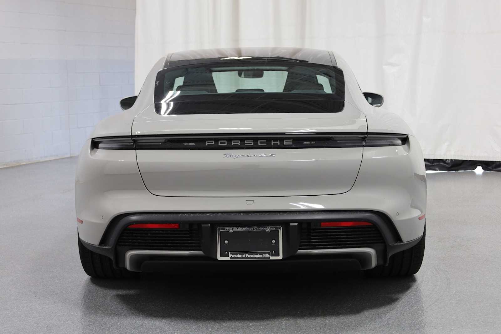 Thumbnail: 2025 Porsche Taycan - 8