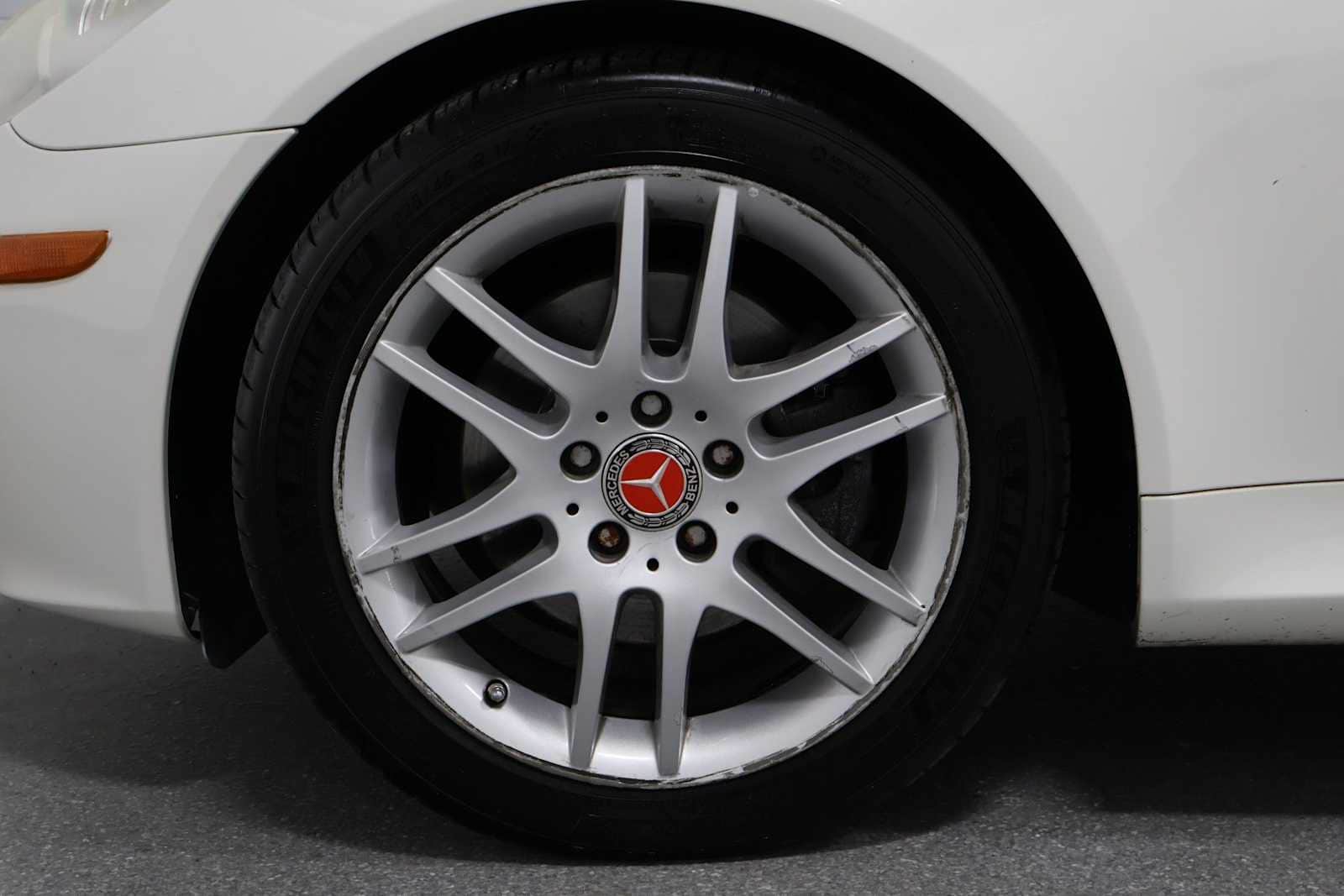 Thumbnail: 2009 Mercedes-Benz SLK - 28