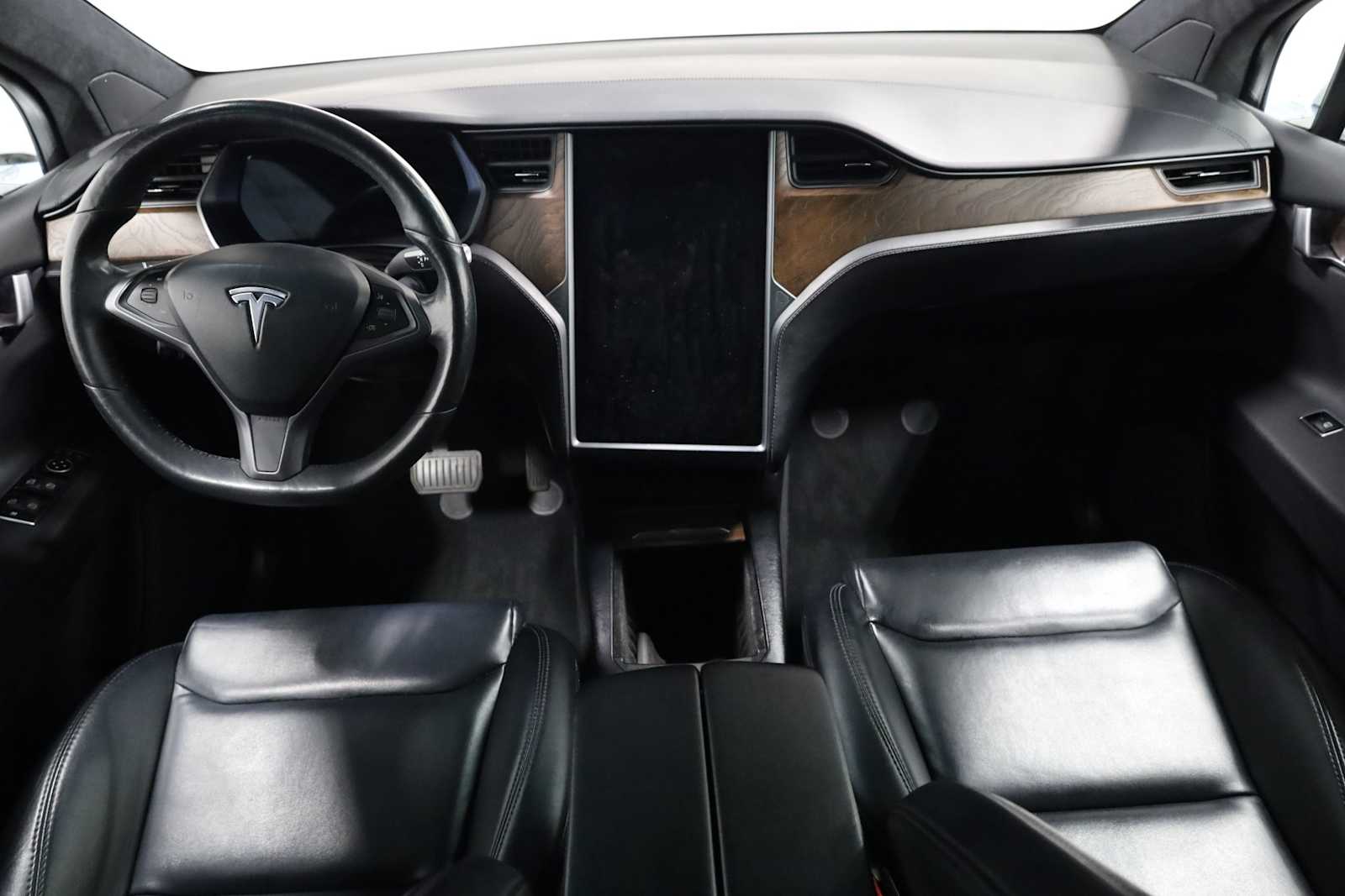 Thumbnail: 2021 Tesla Model X - 23