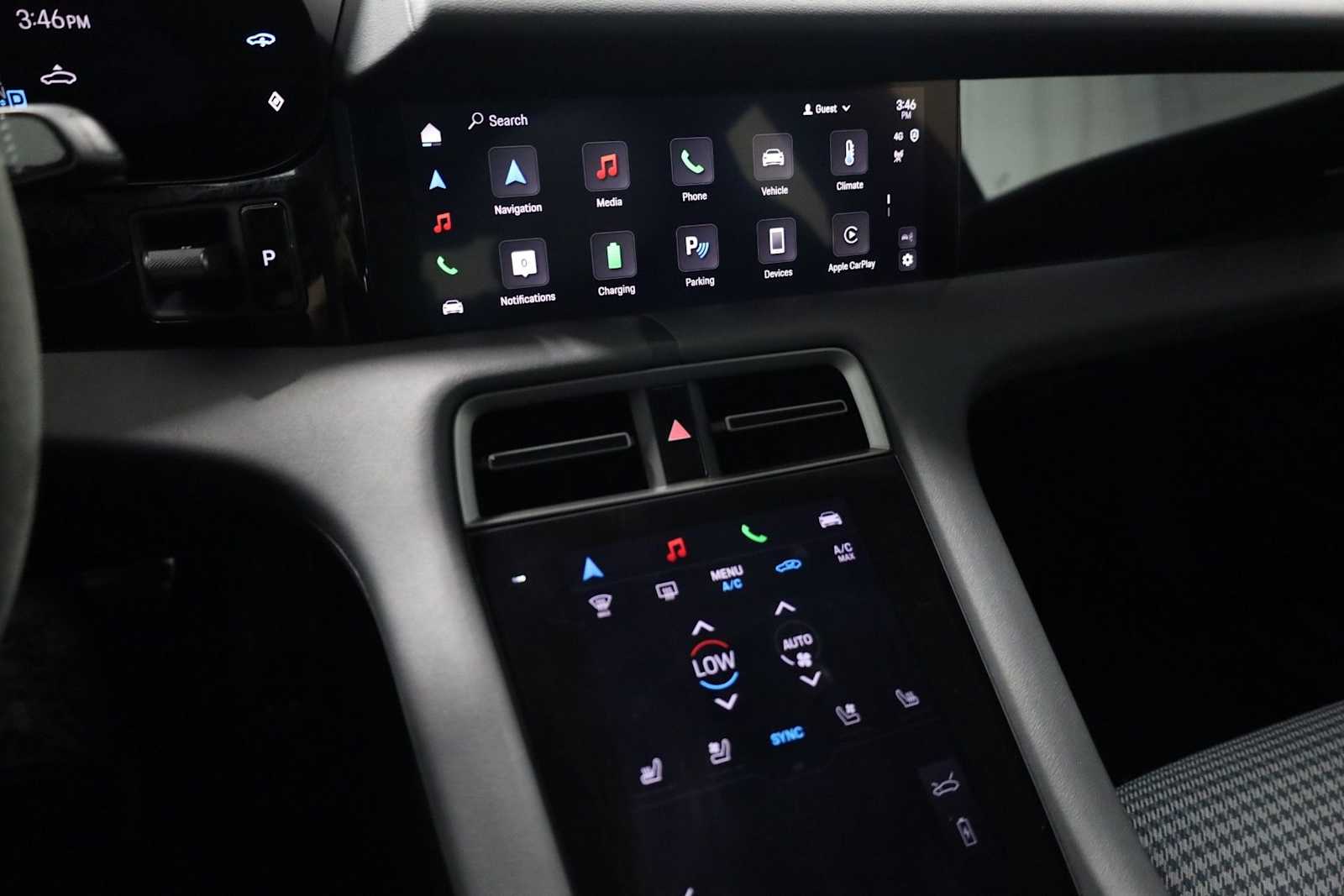 Thumbnail: 2025 Porsche Taycan - 33