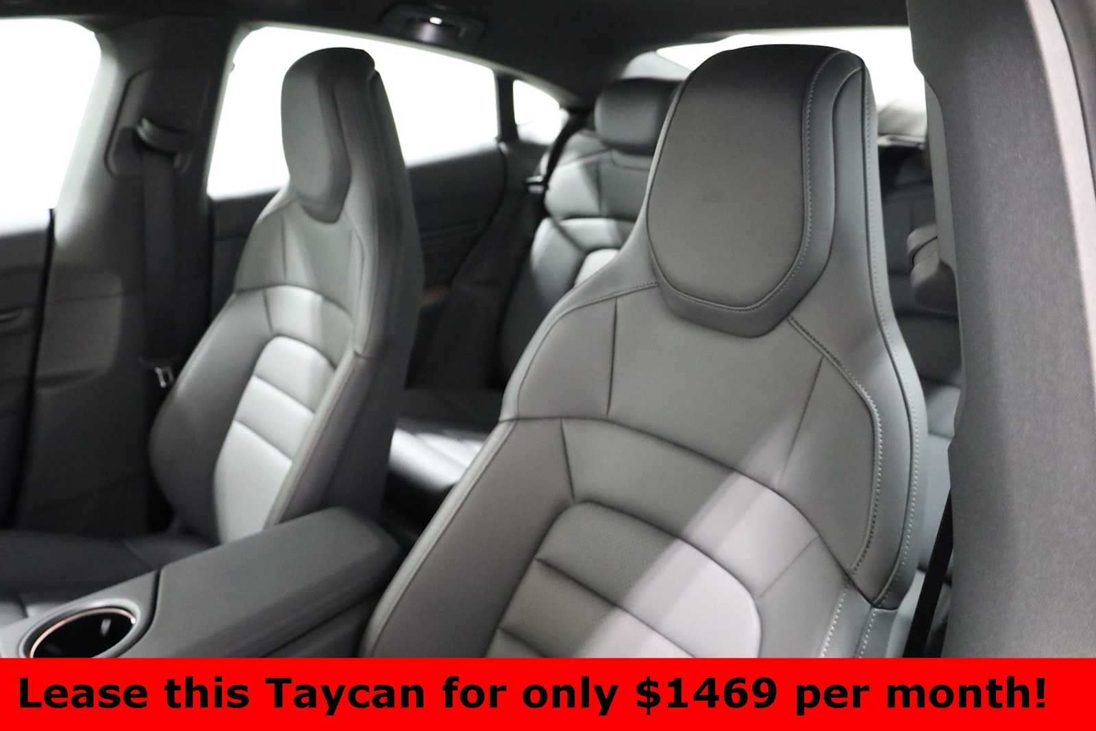 Thumbnail: 2025 Porsche Taycan - 18