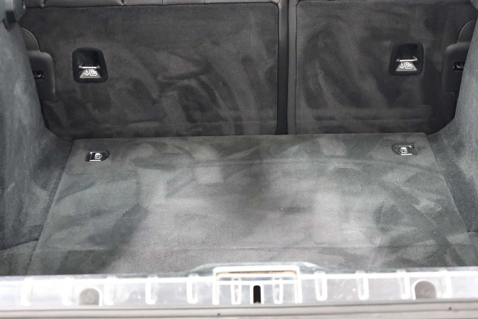 Thumbnail: 2018 Porsche Panamera - 39