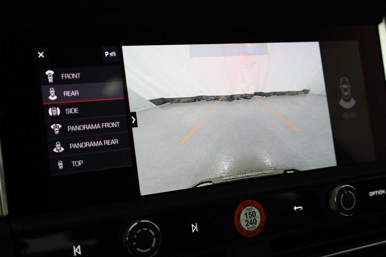 Thumbnail: 2025 Porsche Macan - 34