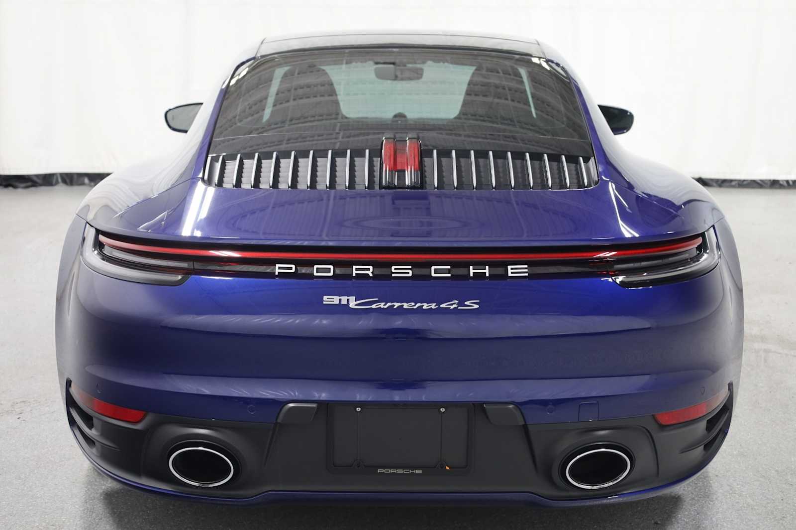 Thumbnail: 2020 Porsche 911 - 7