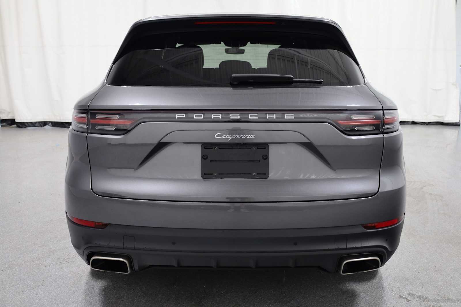 2022 Porsche Cayenne  7