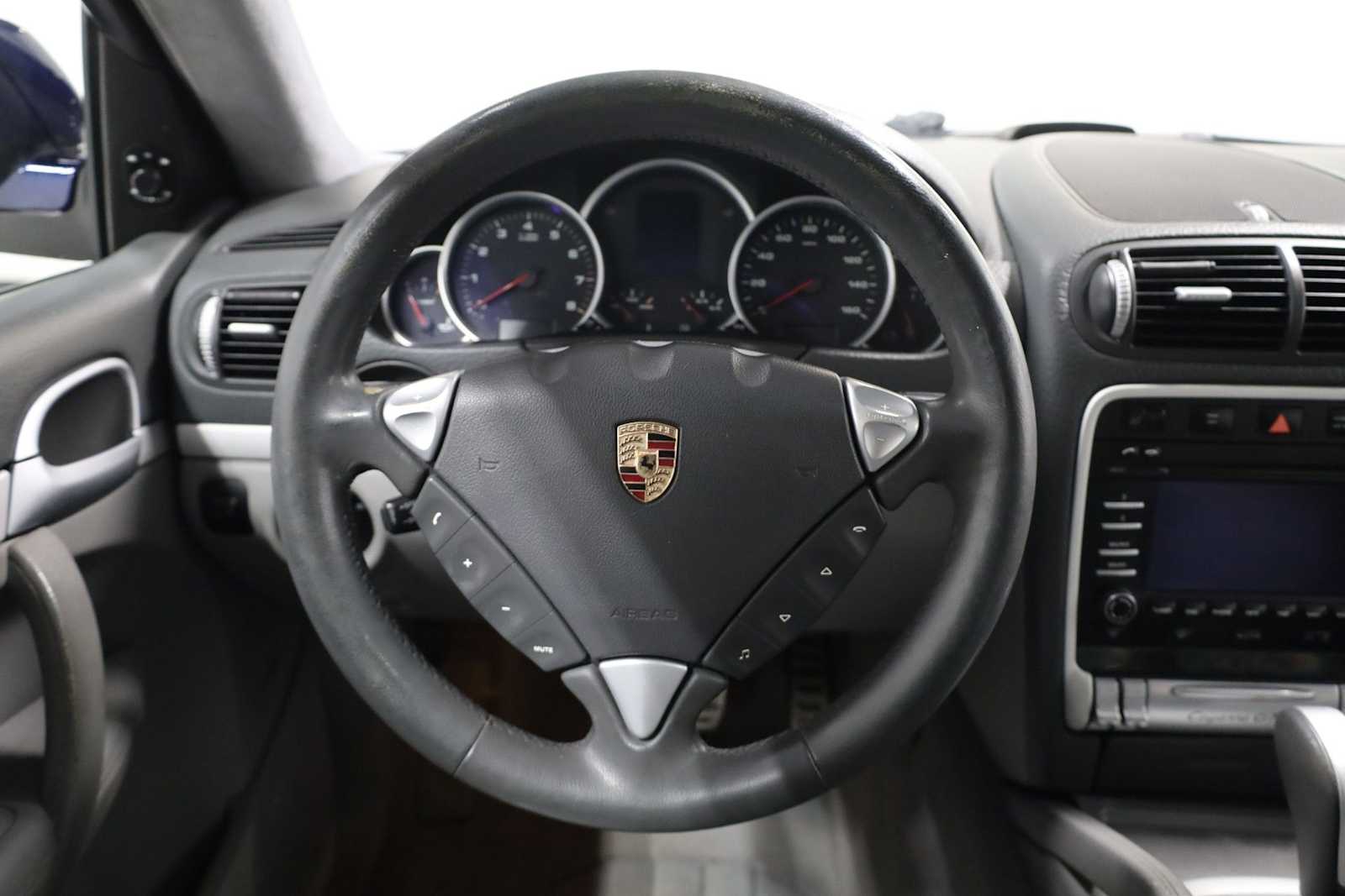 Thumbnail: 2009 Porsche Cayenne - 23