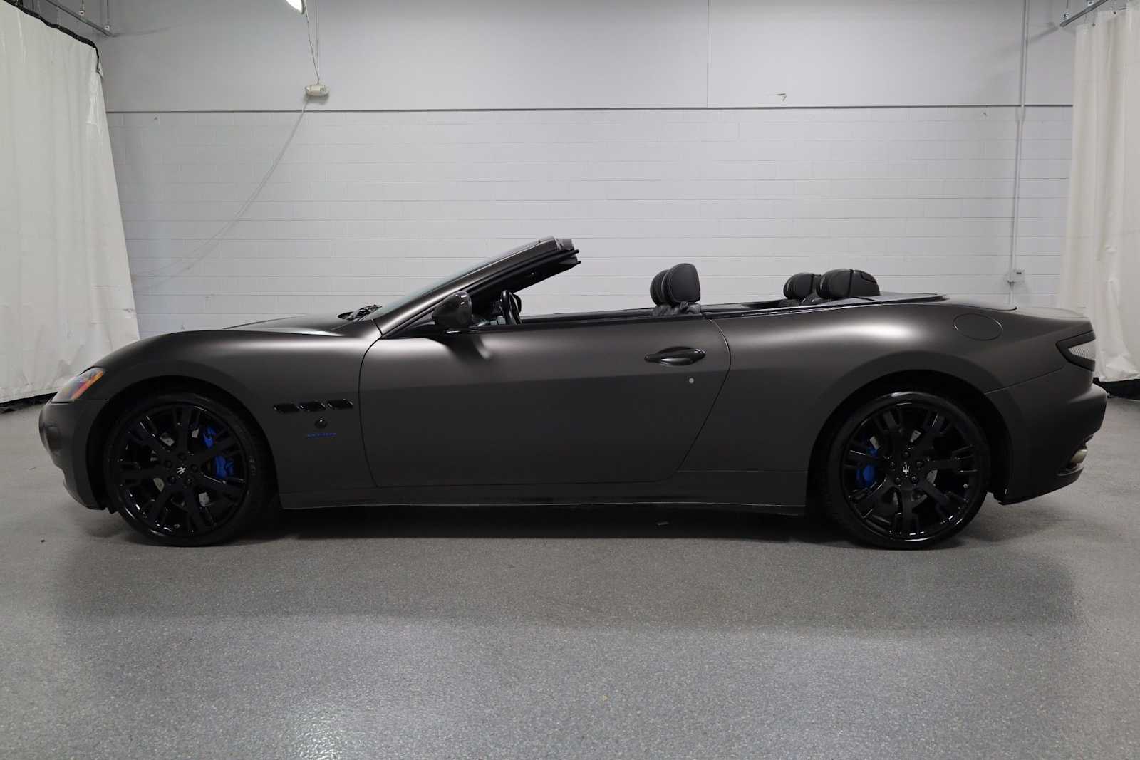 Thumbnail: 2016 Maserati GranTurismo - 2