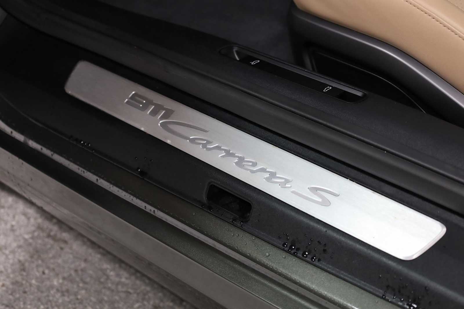 Thumbnail: 2024 Porsche 911 - 17