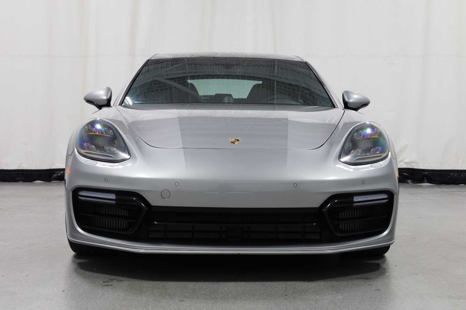 Thumbnail: 2018 Porsche Panamera - 14