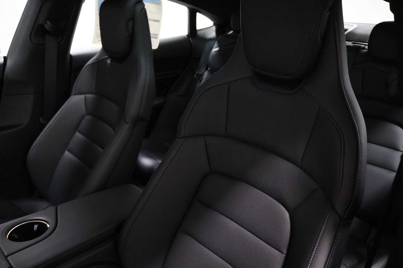 Thumbnail: 2026 Porsche Taycan - 18