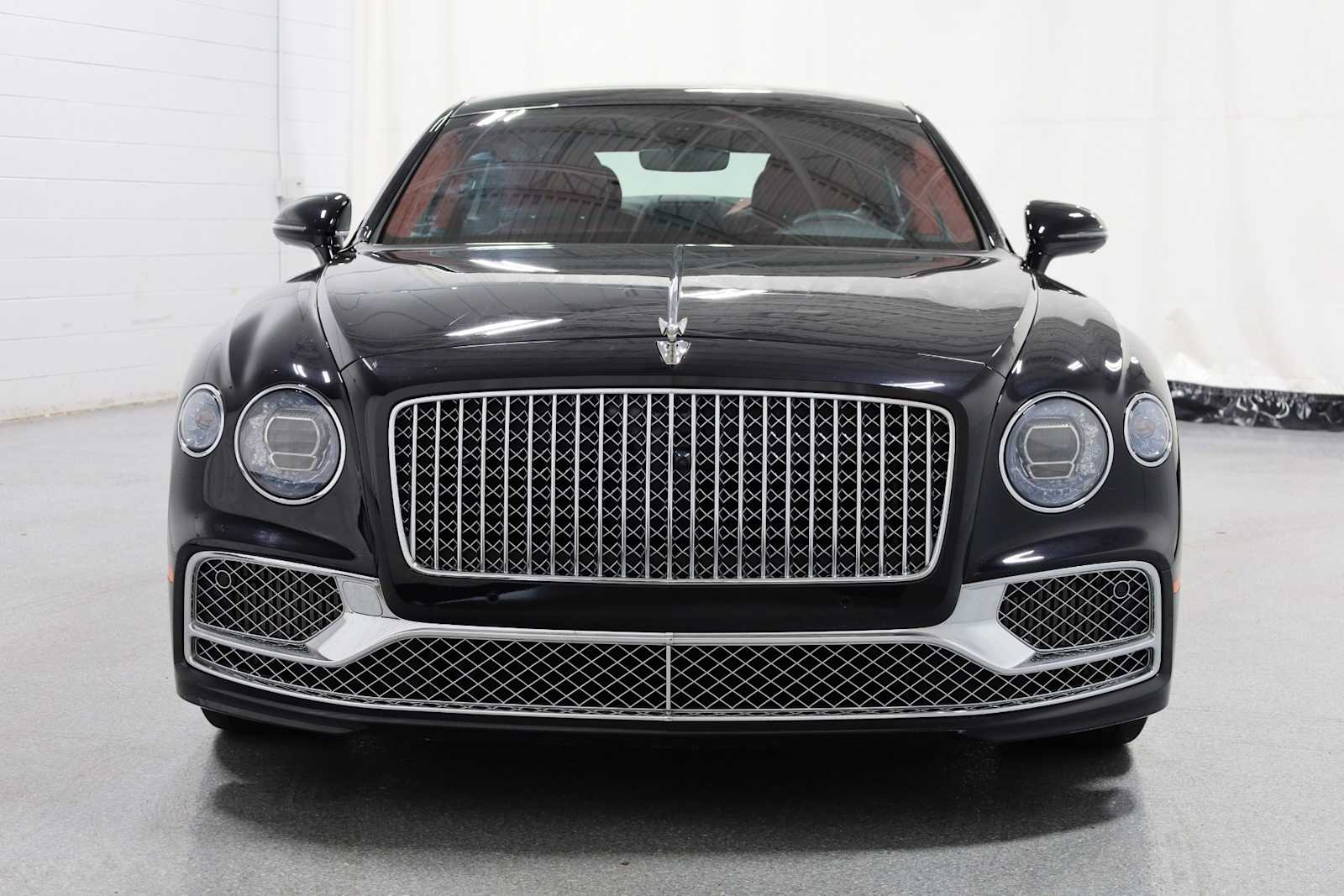 Thumbnail: 2021 Bentley Flying Spur - 6