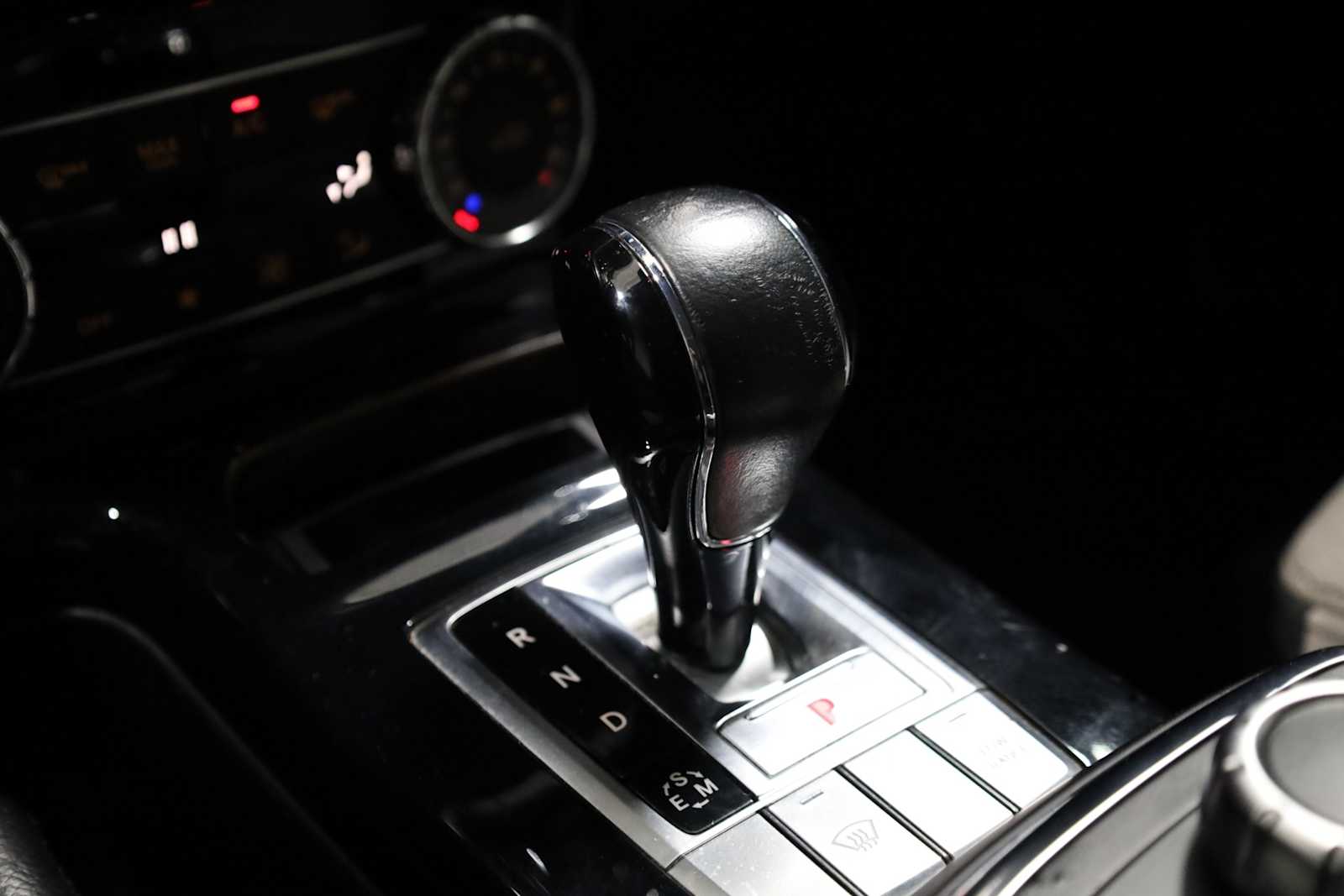 Thumbnail: 2013 Mercedes-Benz G-Class - 26