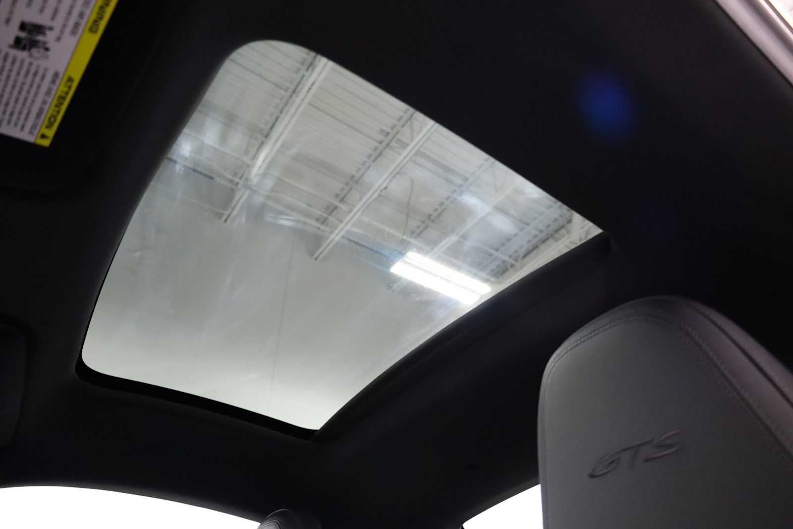 Thumbnail: 2022 Porsche 911 - 19