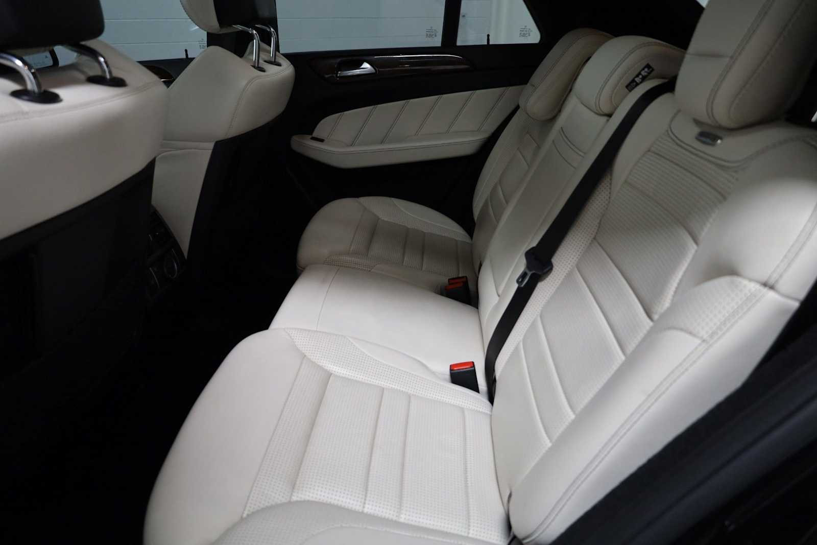 Thumbnail: 2014 Mercedes-Benz M-Class - 31