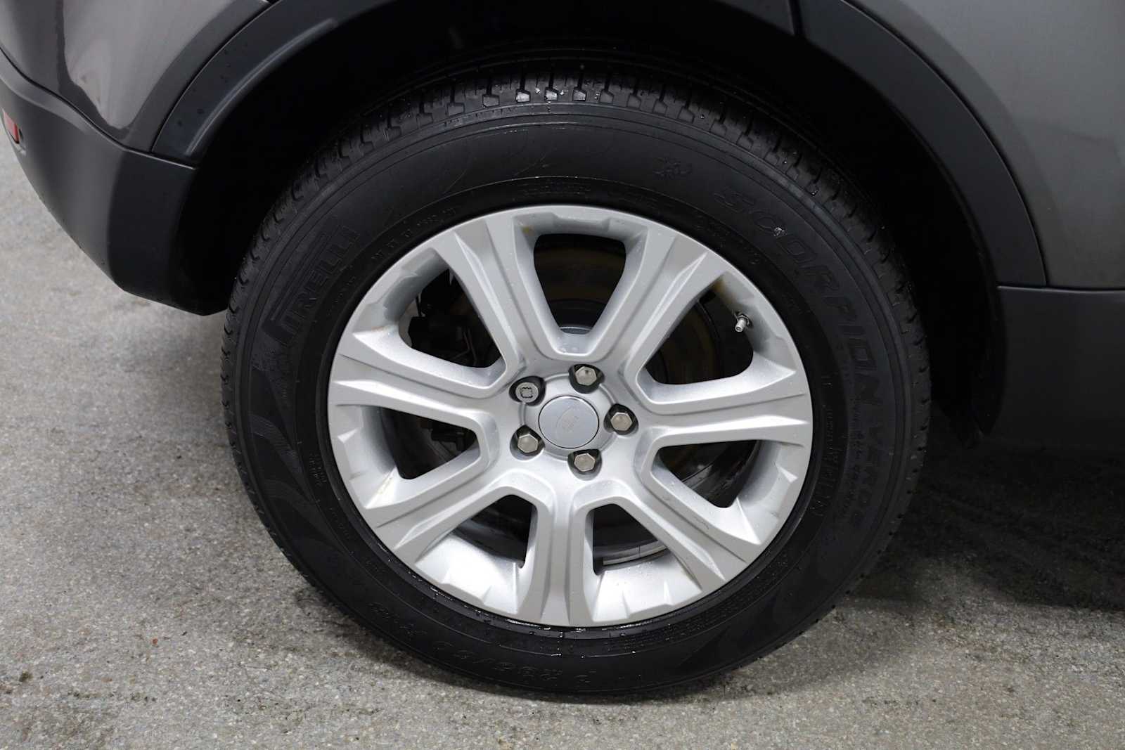 Thumbnail: 2017 Land Rover Range Rover Evoque - 35