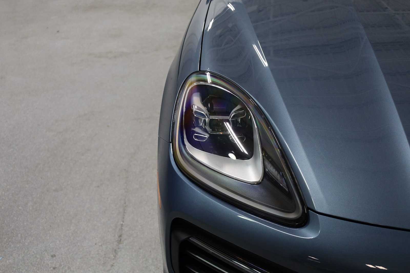 Thumbnail: 2019 Porsche Cayenne - 15