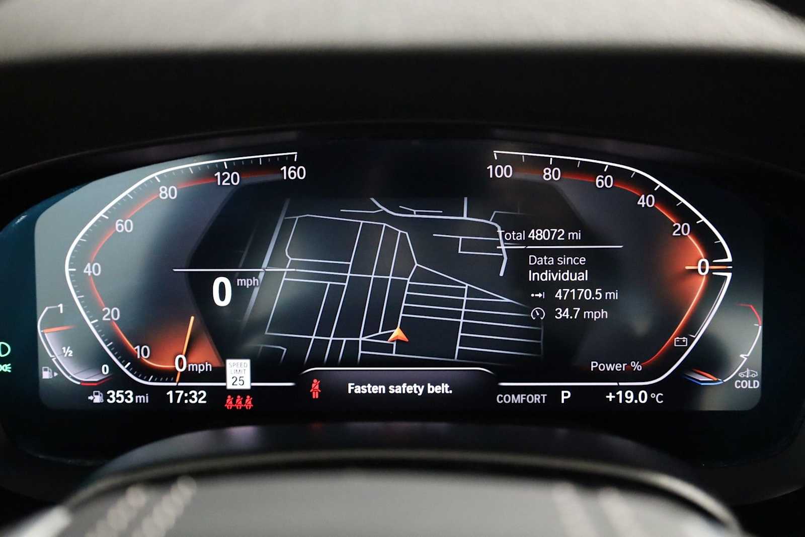 Thumbnail: 2022 BMW 5 Series - 22