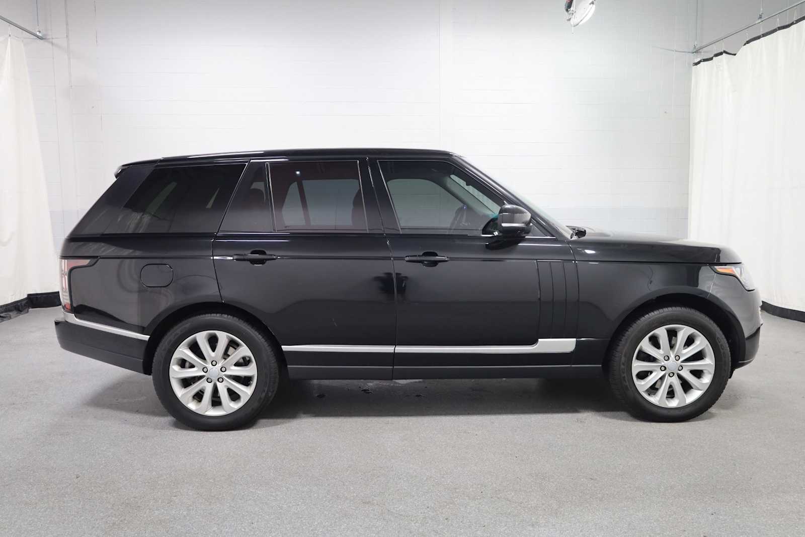 Thumbnail: 2015 Land Rover Range Rover - 10