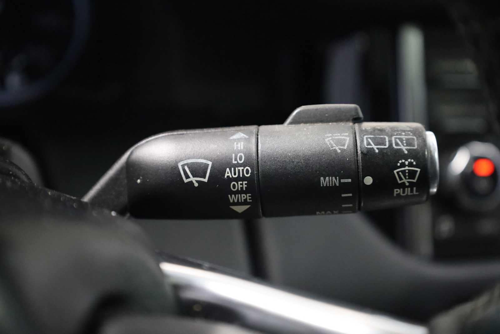 Thumbnail: 2012 Land Rover Range Rover - 28