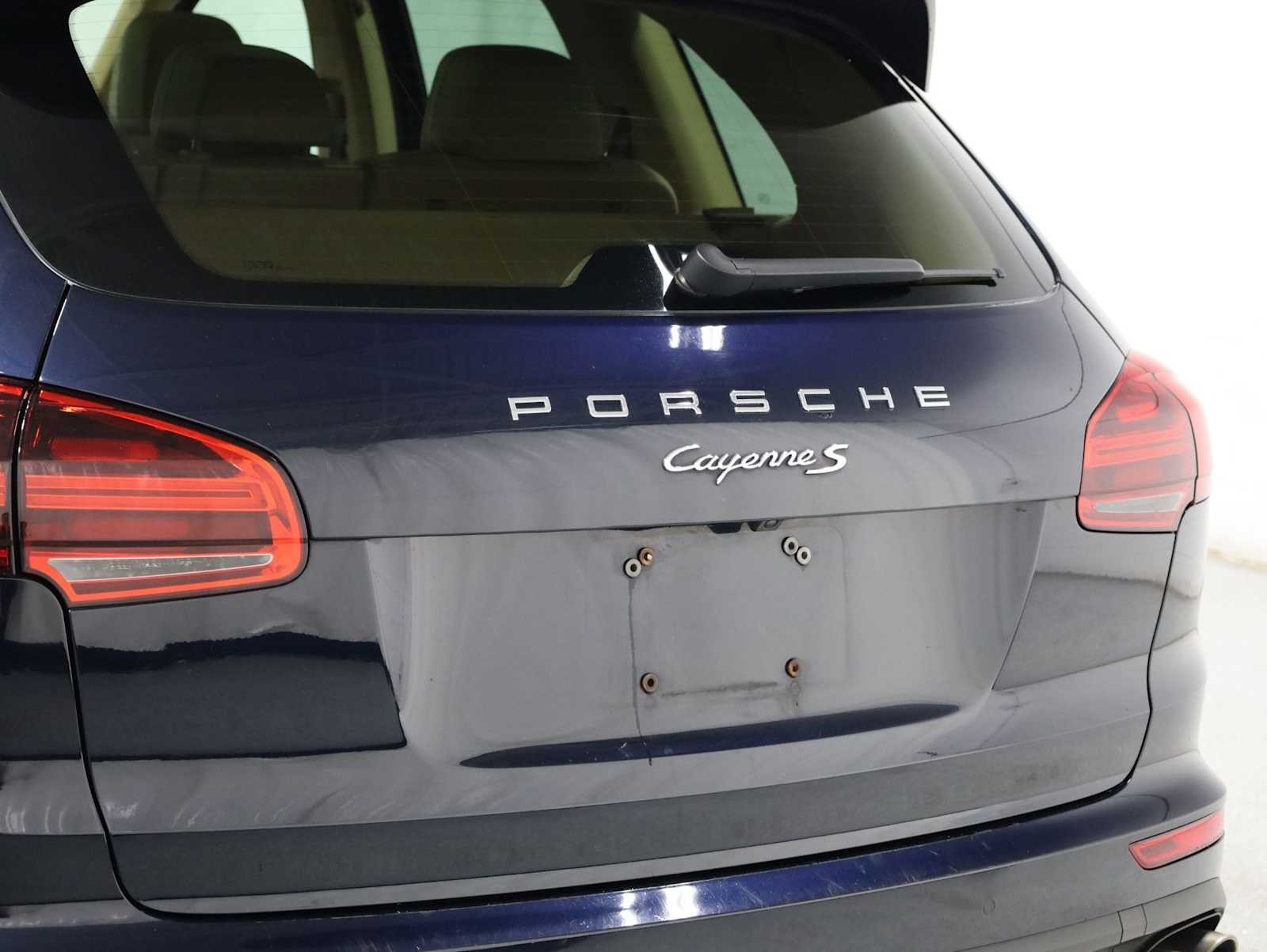 Thumbnail: 2015 Porsche Cayenne - 8