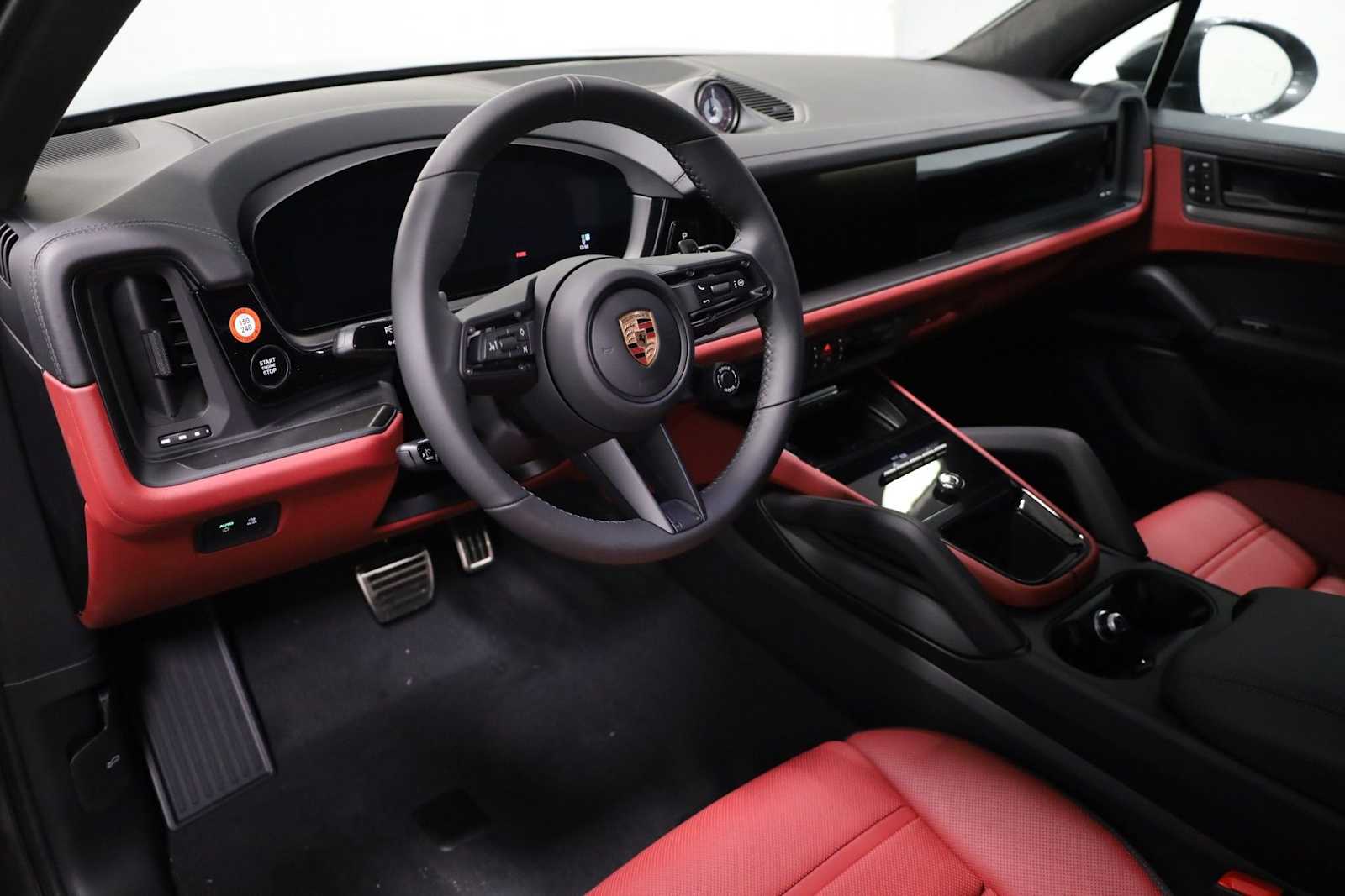 Thumbnail: 2026 Porsche Cayenne - 4