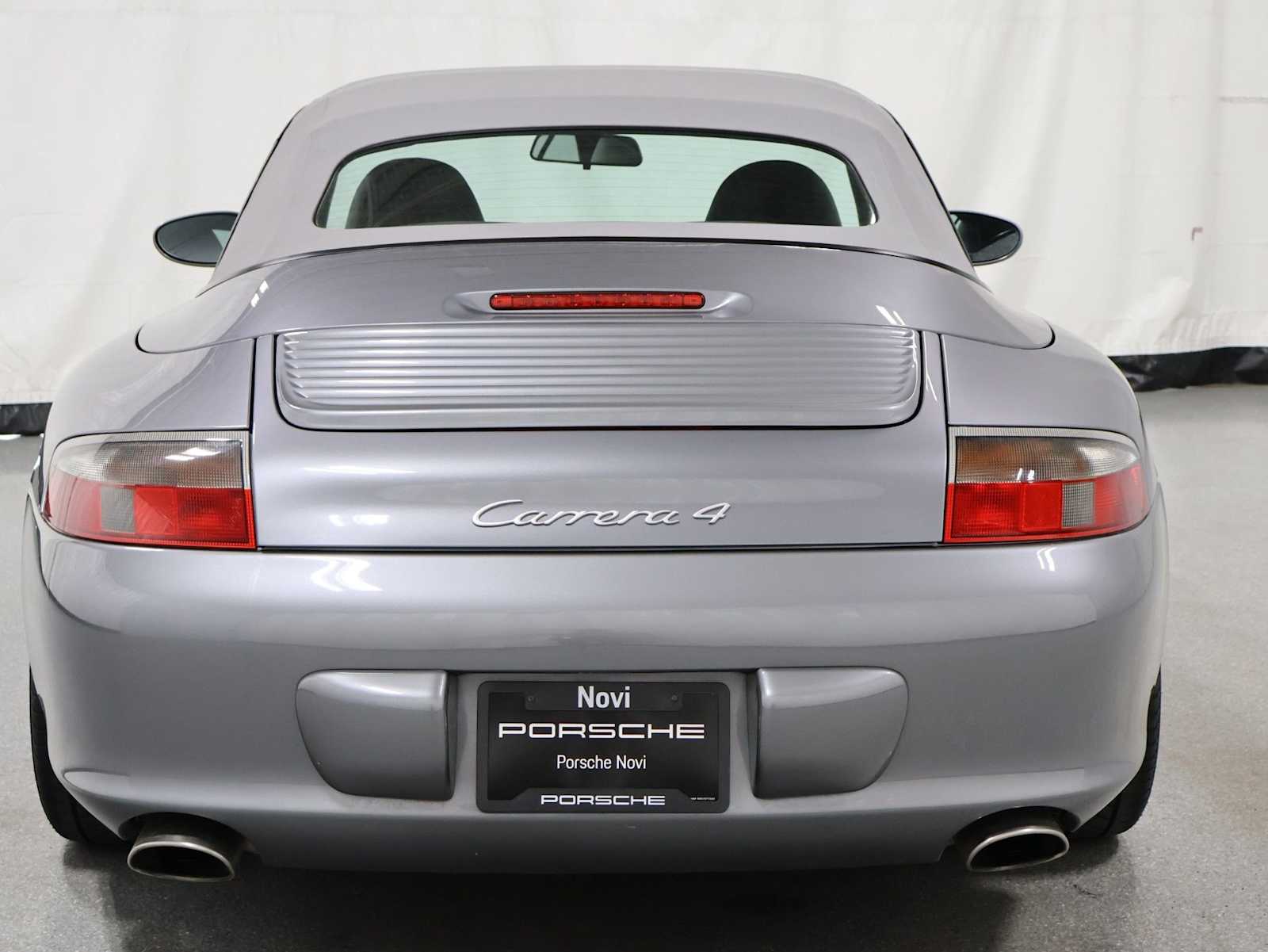 Thumbnail: 2003 Porsche 911 - 7