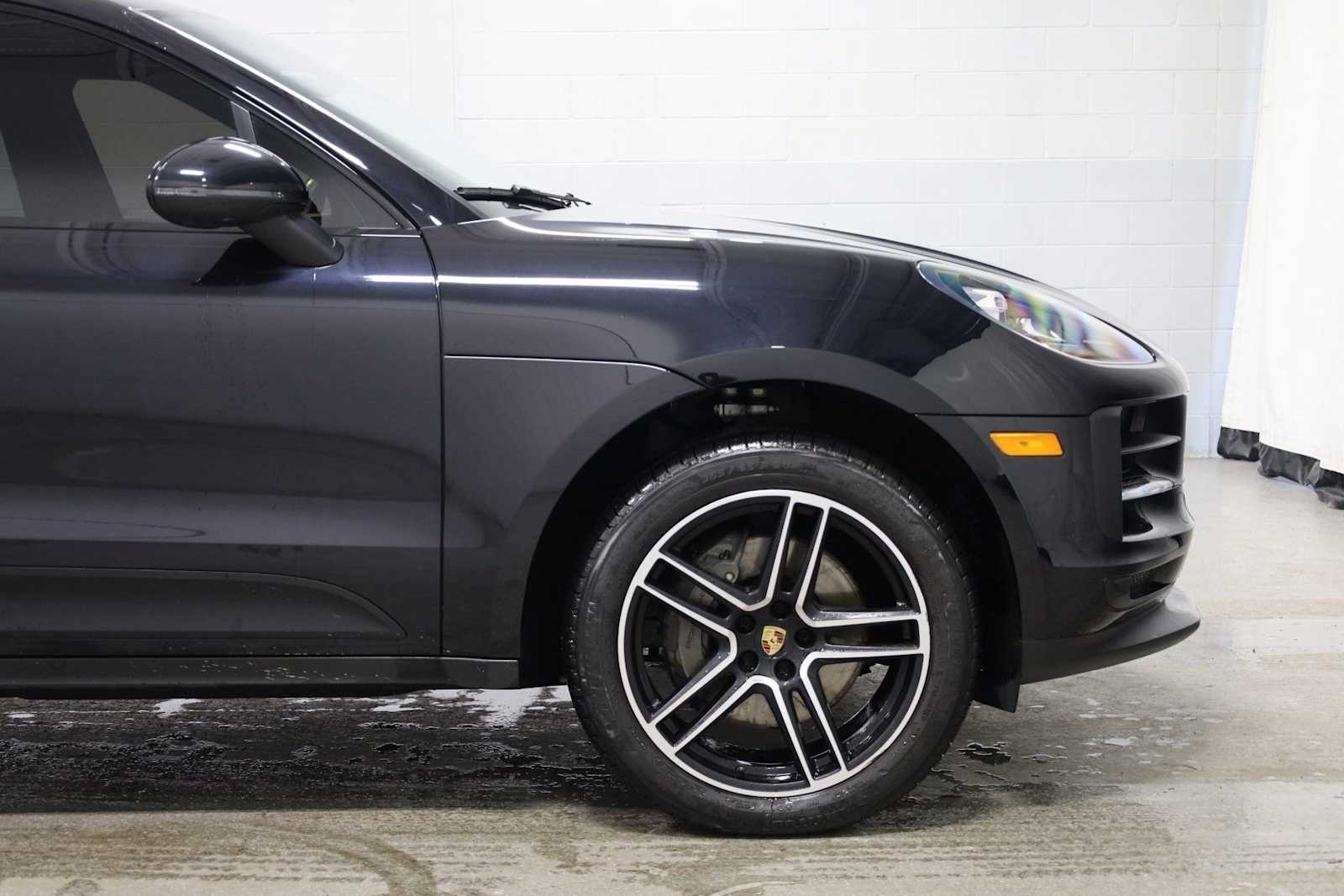 Thumbnail: 2020 Porsche Macan - 11