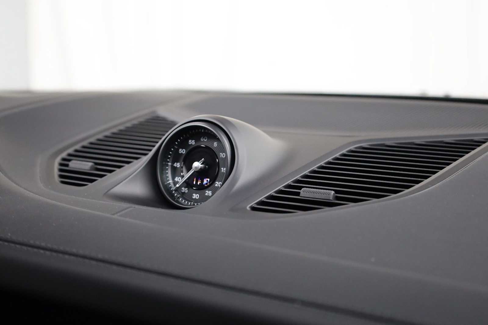 Thumbnail: 2026 Porsche  - 23