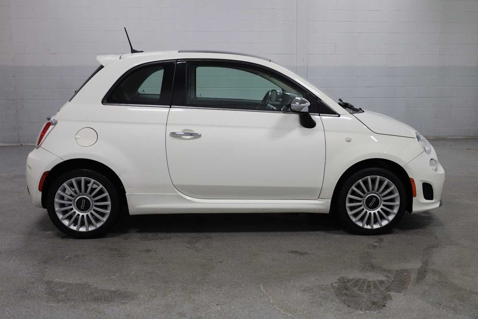 Thumbnail: 2018 Fiat 500 - 10