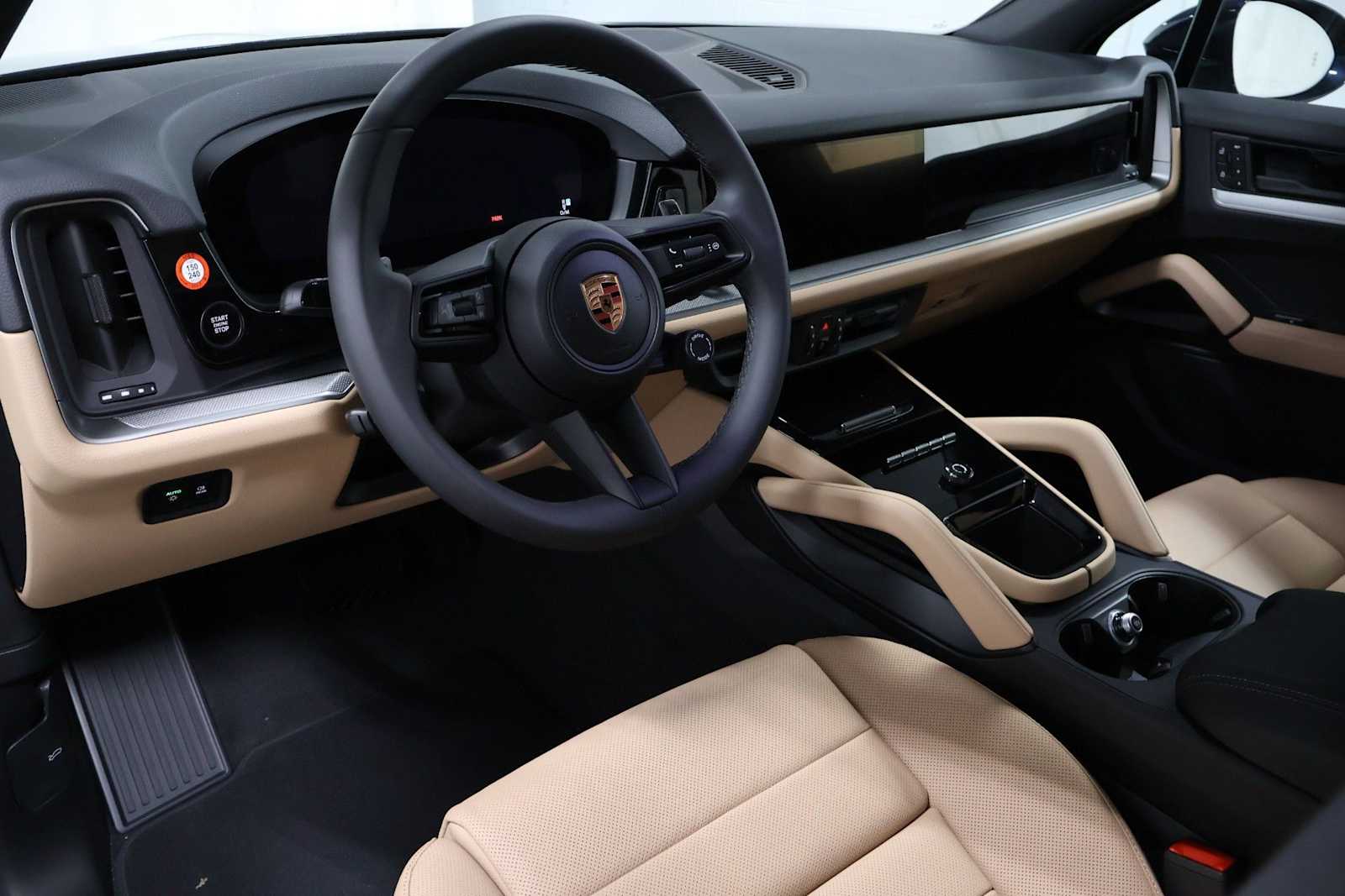 Thumbnail: 2026 Porsche Cayenne - 4