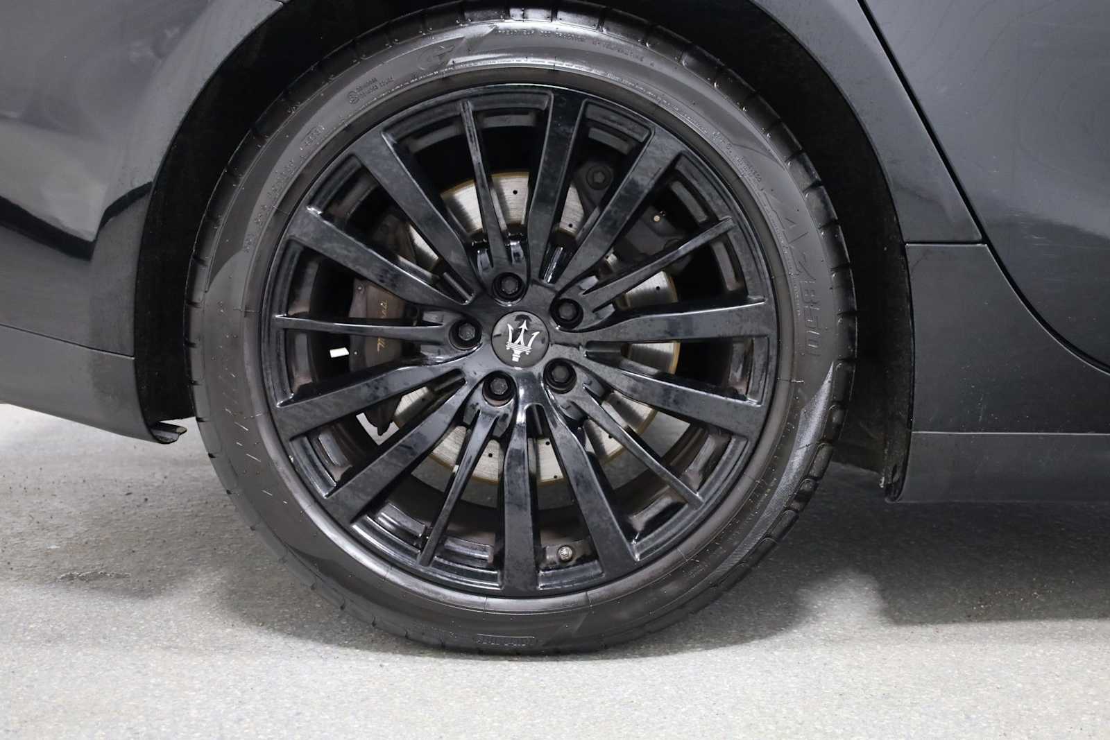 Thumbnail: 2017 Maserati Ghibli - 34