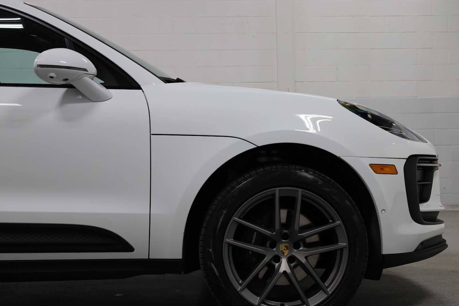 2023 Porsche Macan  11