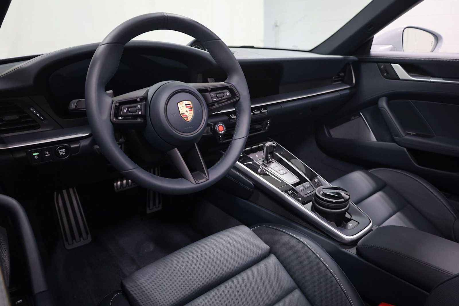 Thumbnail: 2025 Porsche 911 - 5