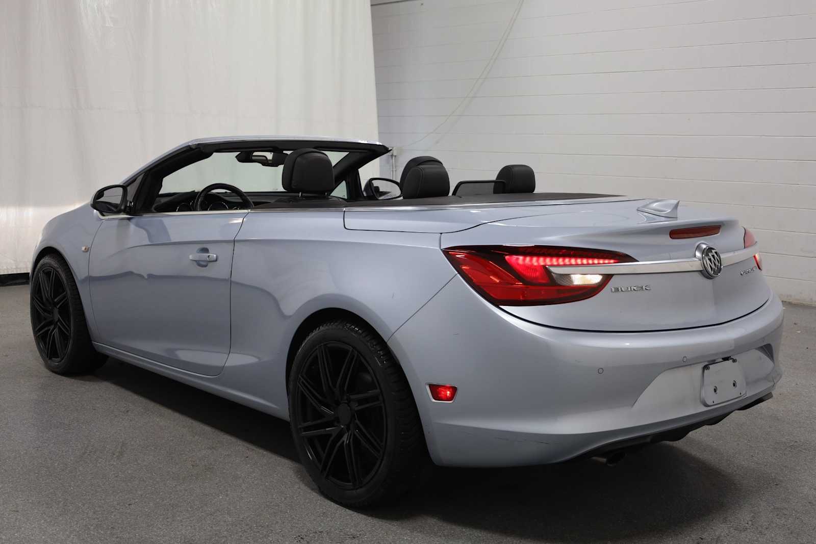 Thumbnail: 2016 Buick Cascada - 3