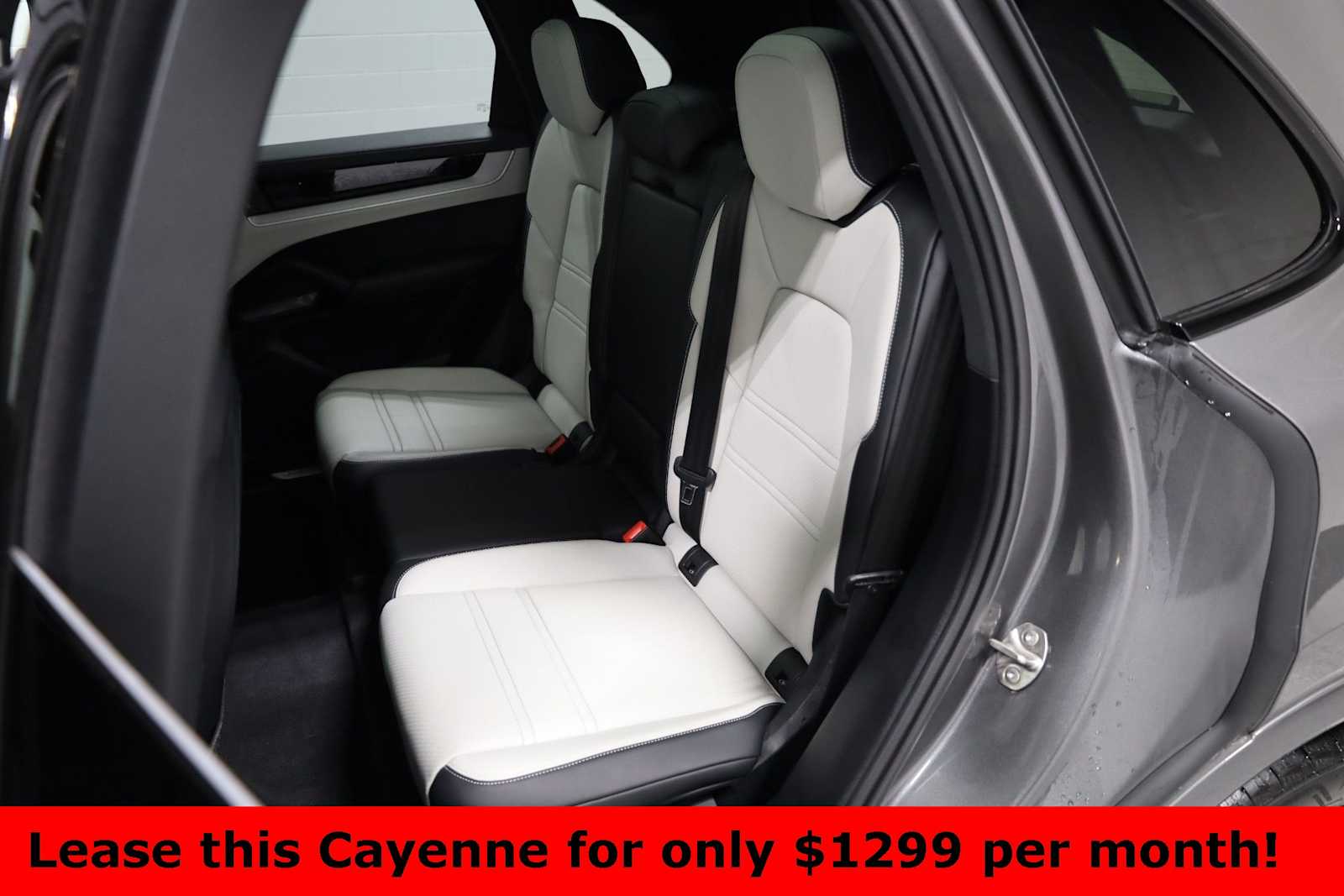 Thumbnail: 2025 Porsche Cayenne - 34