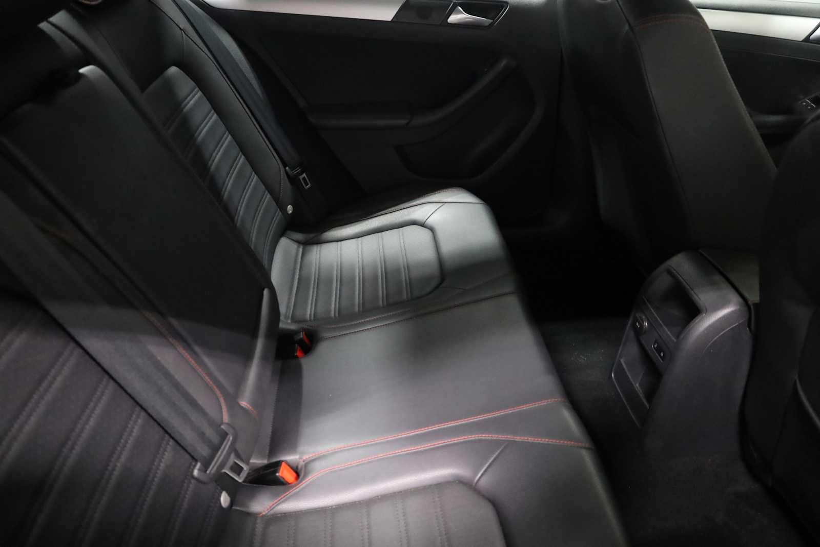 Thumbnail: 2014 Volkswagen Jetta - 33