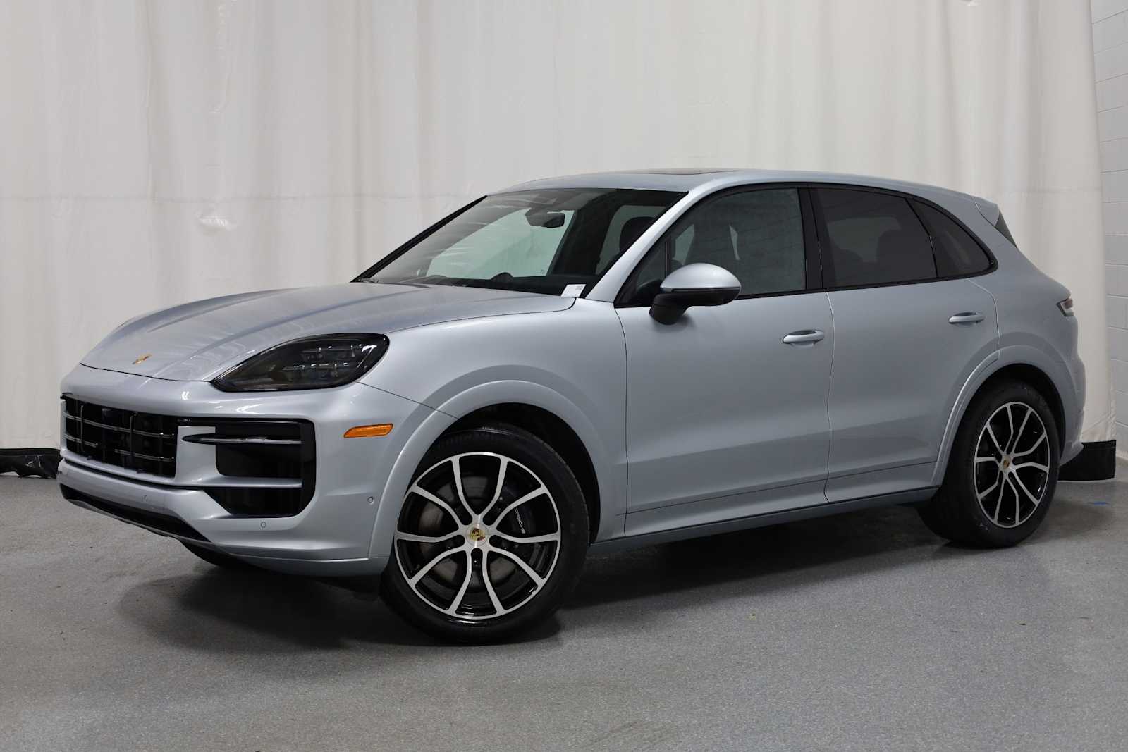 2024 Porsche Cayenne Base -
                  Novi, MI
