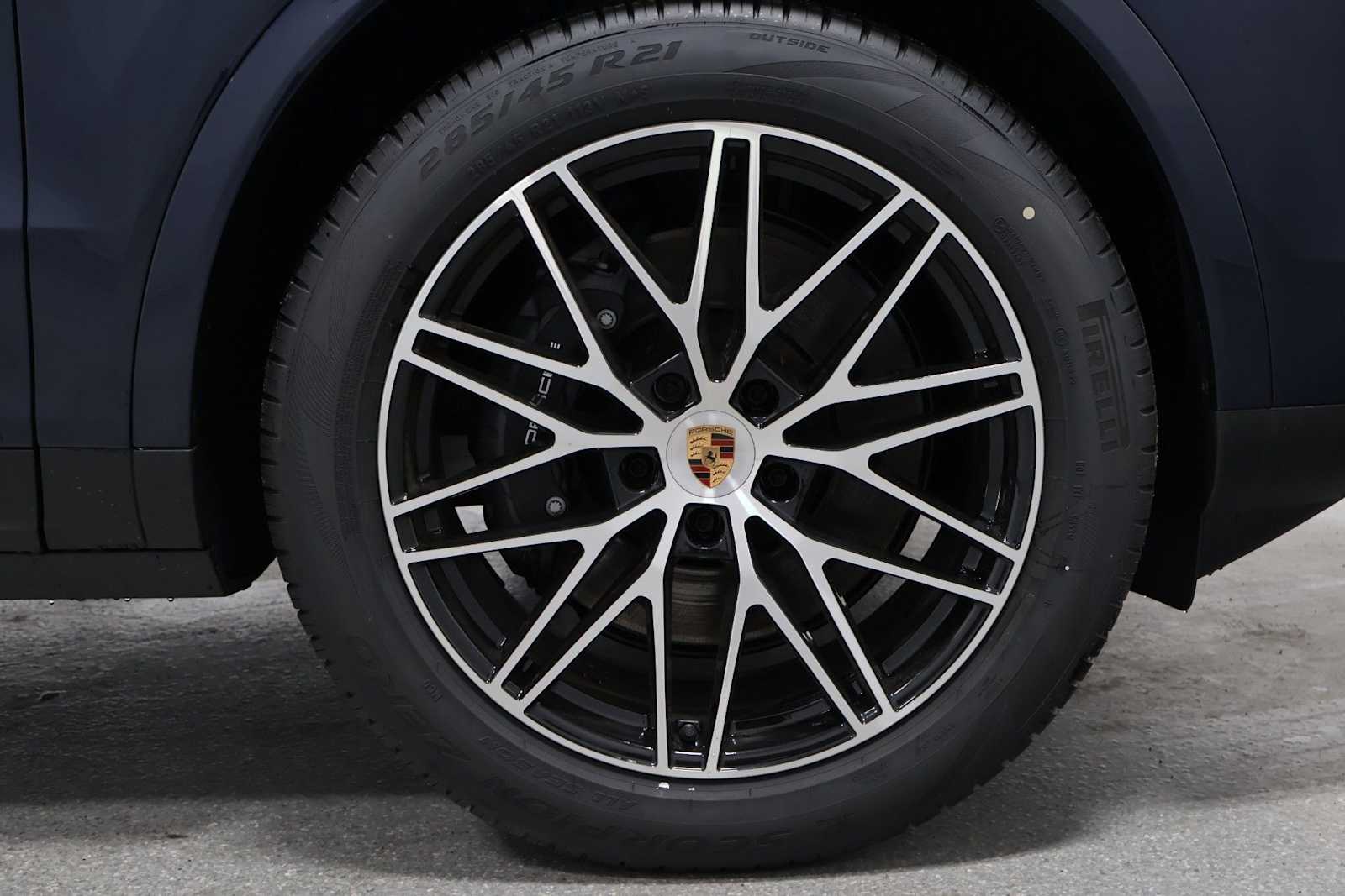 Thumbnail: 2026 Porsche Cayenne - 12