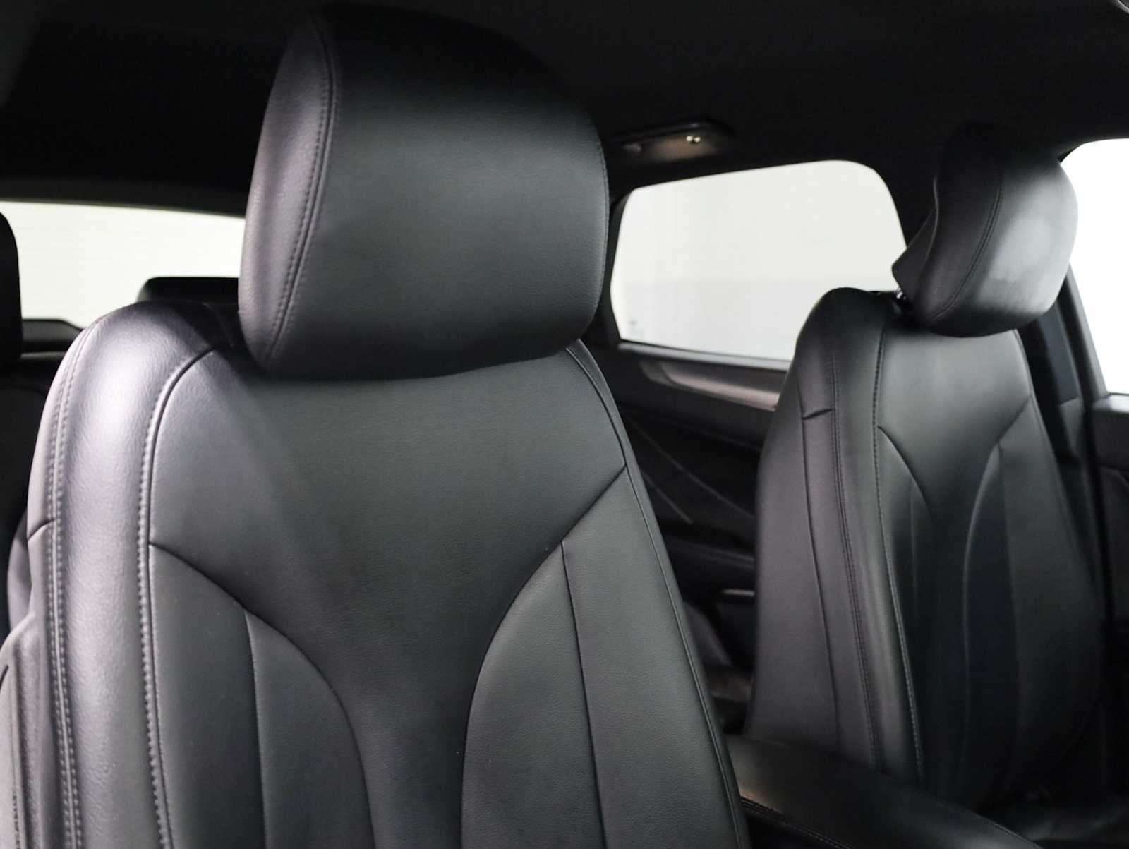 Thumbnail: 2016 Lincoln MKC - 20