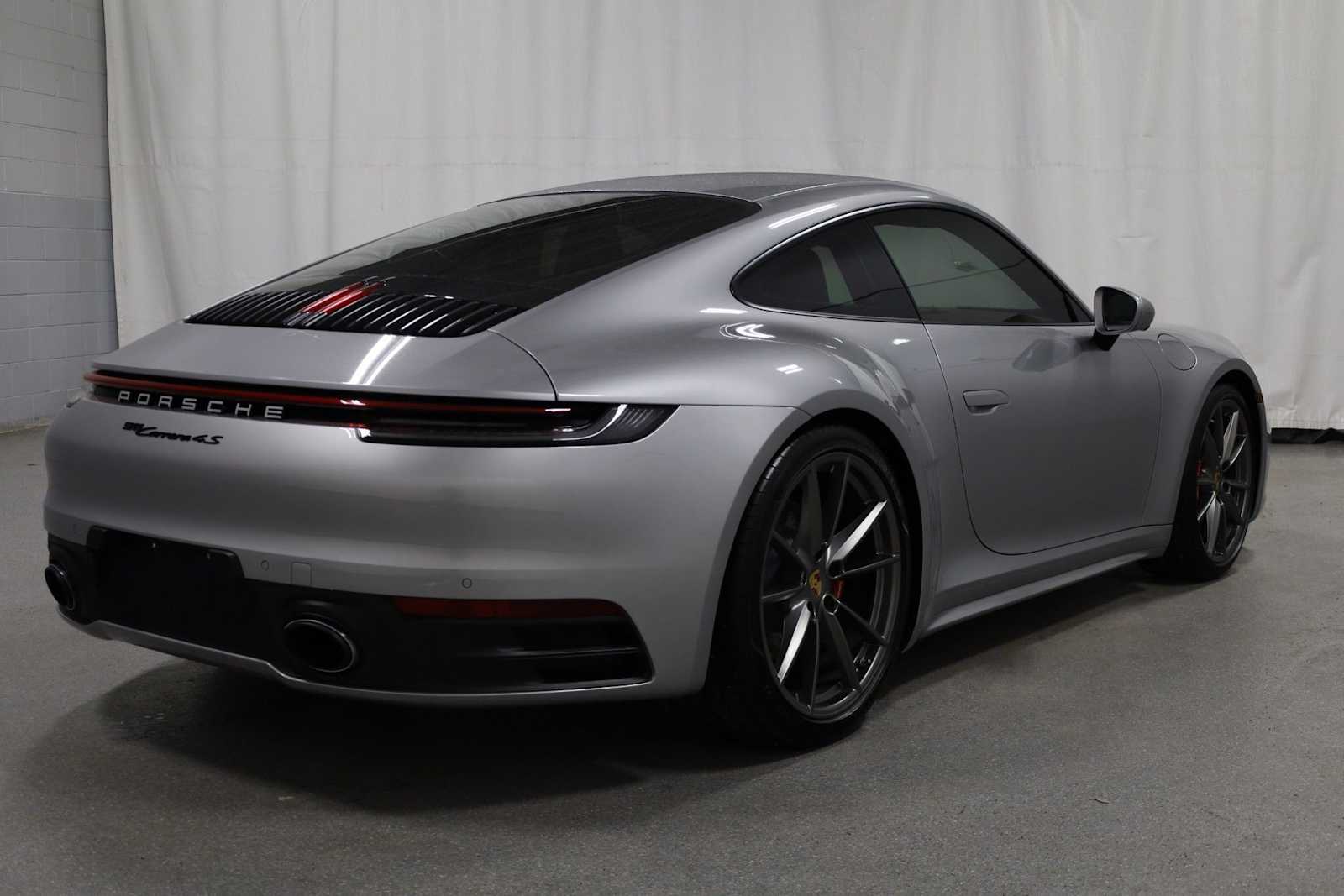 Thumbnail: 2024 Porsche 911 - 9
