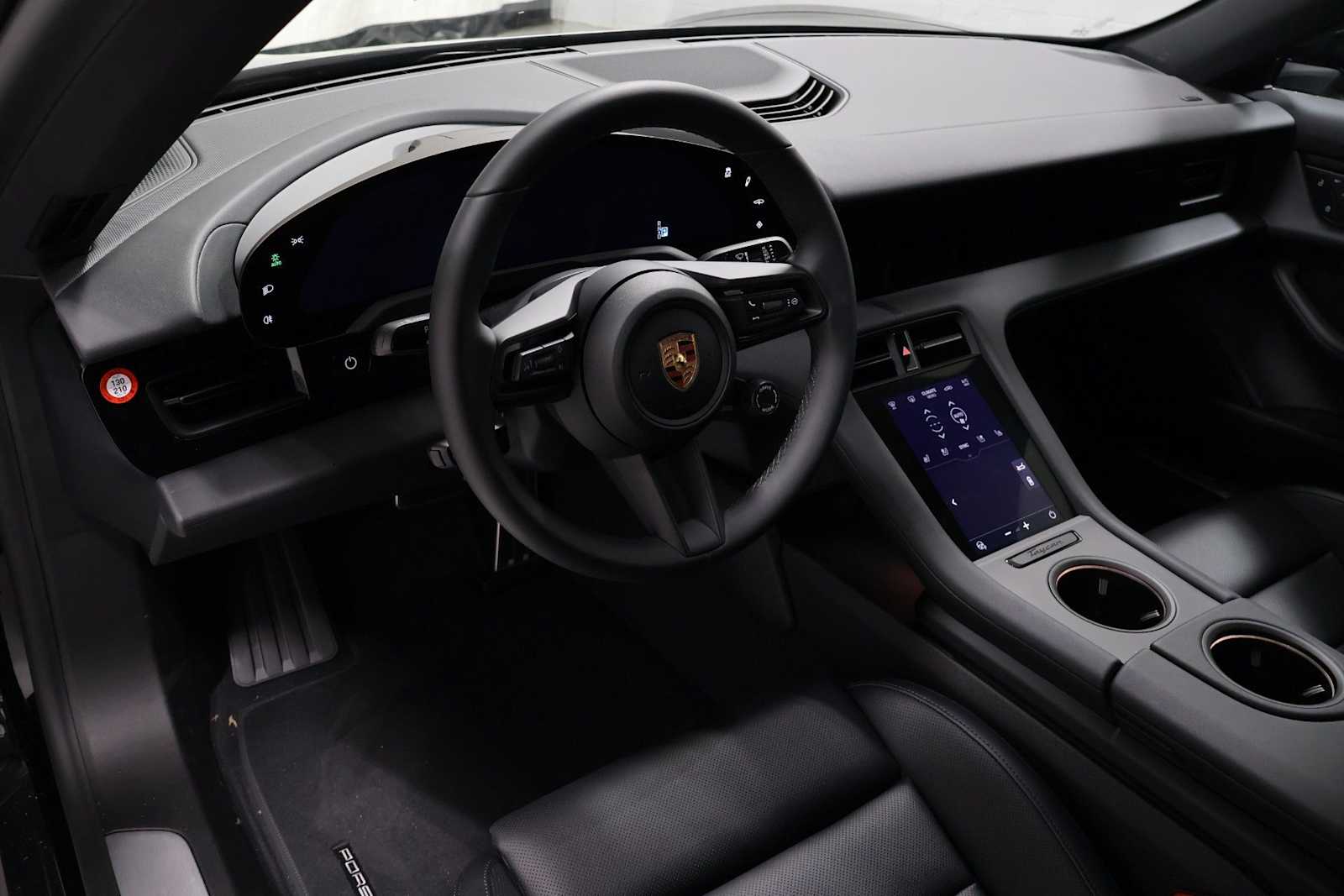 Thumbnail: 2026 Porsche Taycan - 4