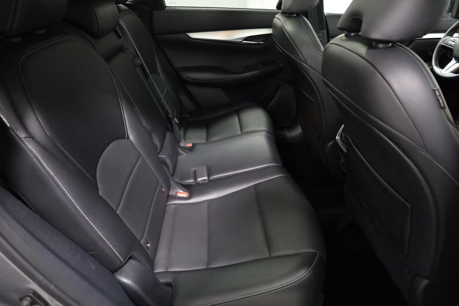 Thumbnail: 2021 INFINITI QX50 - 32