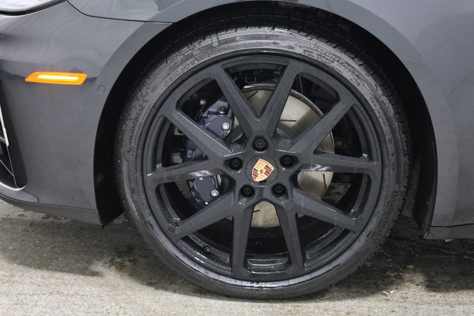 Thumbnail: 2026 Porsche Panamera - 40